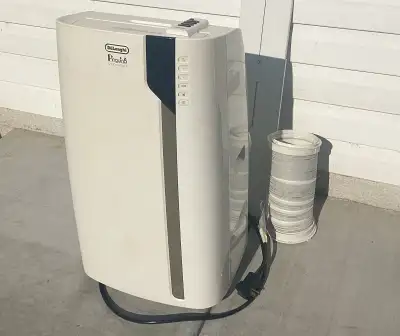 Works great. Remote control and instruction manual included.