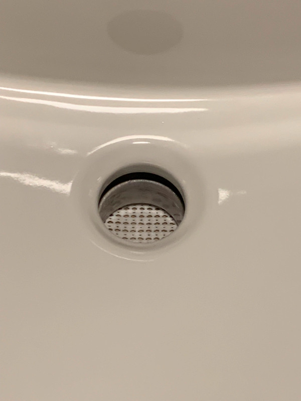 American Standard Undermount Sink LARGE in Plumbing, Sinks, Toilets & Showers in Calgary - Image 4