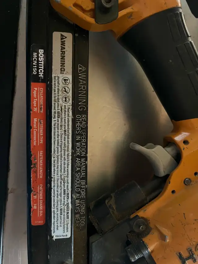 Bostitch Nailer in Power Tools in Strathcona County - Image 3