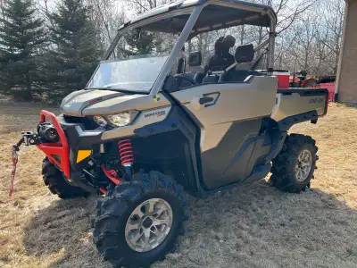2023 canam defender XMR Very clean defender Added windshield Added roof Added half doors Added rear...