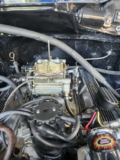 Holley 600 carb new kit works really good just doesn't look good on my engine bought a new one you c...