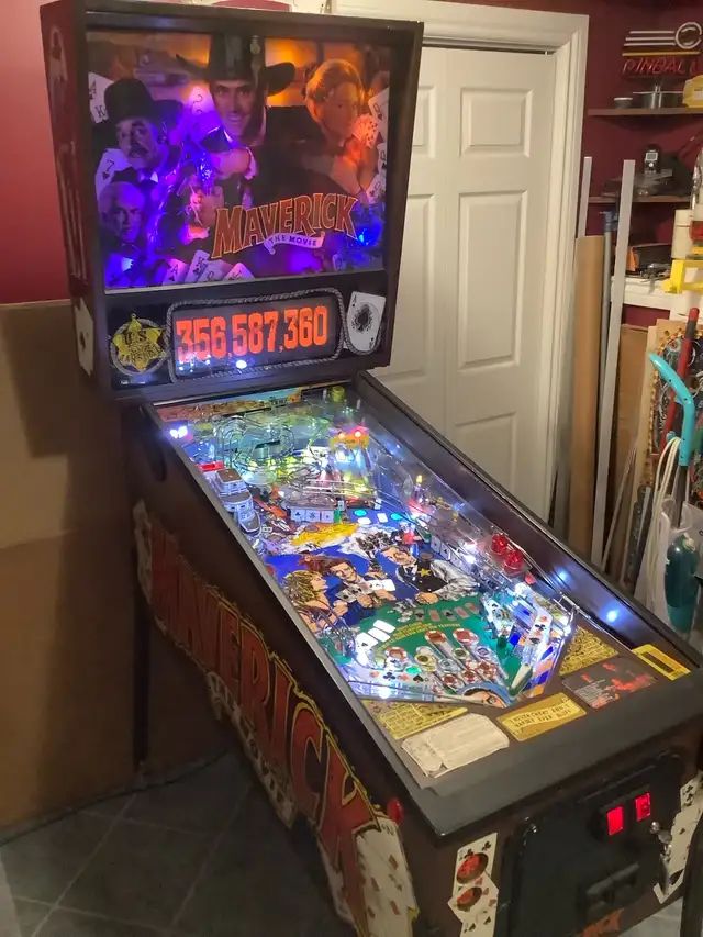 1994 Maverick Pinball  in Hobbies & Crafts in Barrie - Image 4