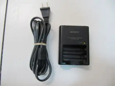 Classic Sony Model BC-CS2A NiMH AA/AAA Battery Charger Like New!, View more