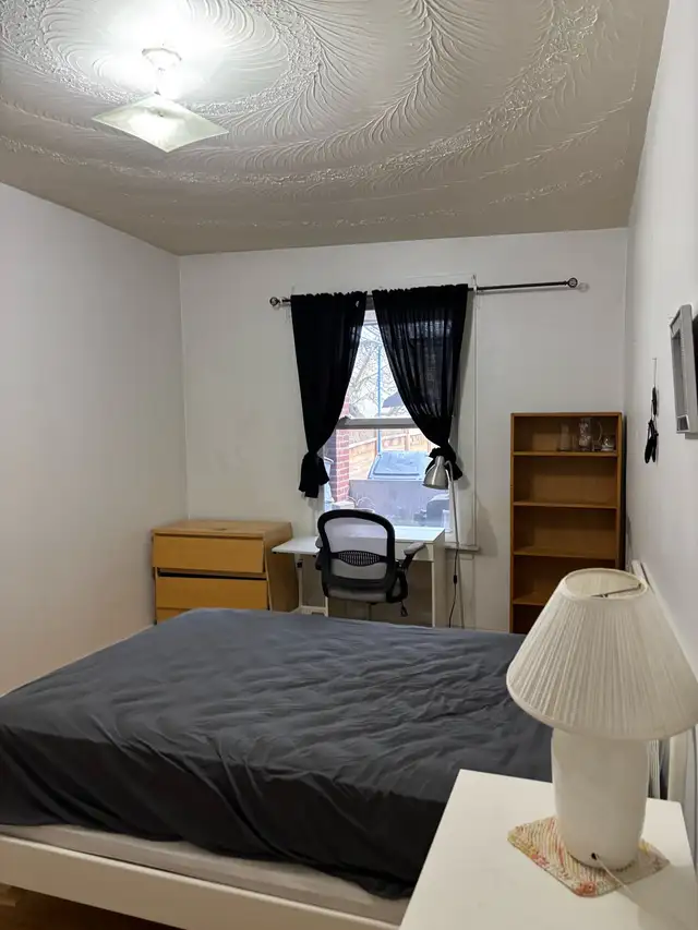 prive room for rent (female) in Long Term Rentals in City of Toronto - Image 2