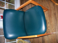 1 Client Chair