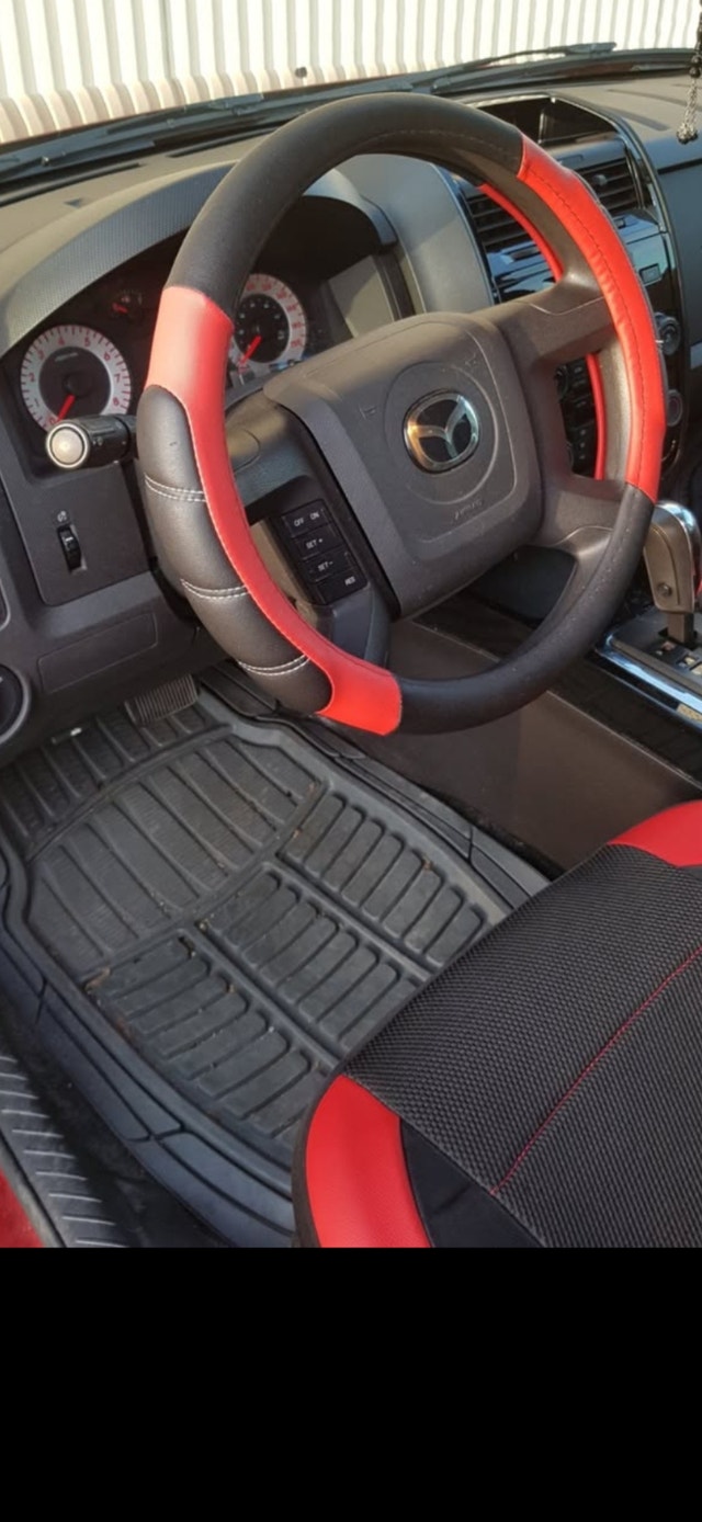 Mazda Tribute 2011 — photo 4