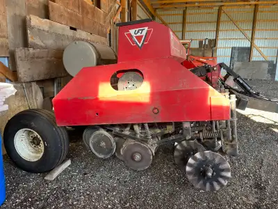 1. UFT no-till drill. 4m width. Well maintained unit. Newer front blades. Field ready. Asking $16,00...