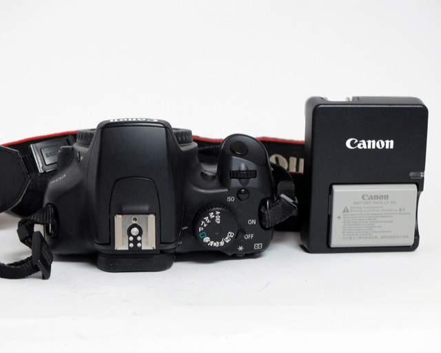 Canon EOS Rebel XS 10MO DSLR Camera Body Only SC24,319 $100 in Cameras & Camcorders in Markham / York Region - Image 2