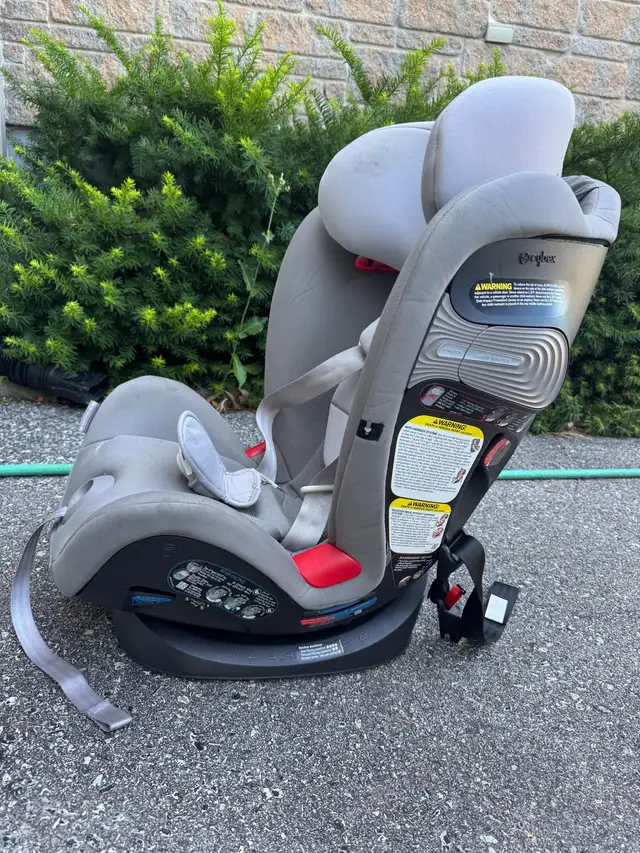 car seat in Strollers, Carriers & Car Seats in Markham / York Region - Image 3