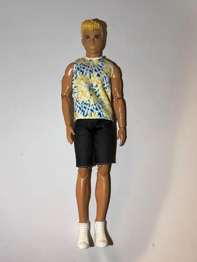 Barbie Ken Fashionistas Doll #167 with Wheelchair & Ramp Wearing Tie-Dye Shirt, Black Shorts, & Whit...
