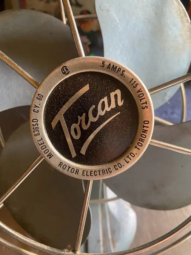 Vintage 1950/60’s Torcan Fan in Arts & Collectibles in Norfolk County - Image 4