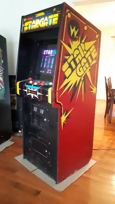 Original 1981 Arcade Cabinet "Stargate". Plays / works perfectly. Upgraded with high quality lcd scr...