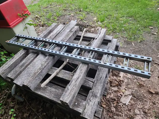 Motorcycle Trailer Hitch Carrier W Short And Long Loading  Ramp in Other in Windsor Region - Image 7