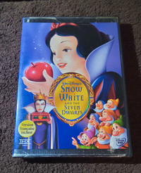 Walt Disney 's snow white and the seven Dwarfs P.E. 2 disc set