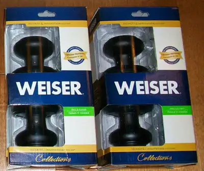 NEUFS!  2 sets de poignées de portes Weiser passages & penderies, View more