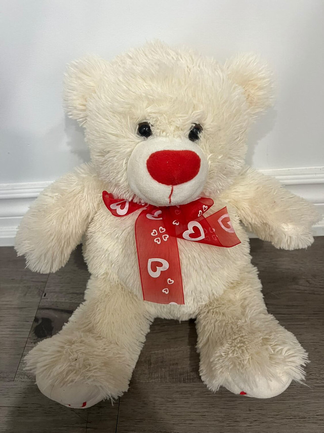 Teddy bear  in Toys & Games in Markham / York Region