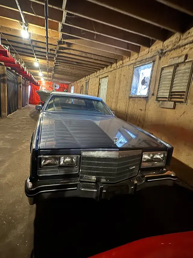 4 Classis Cars for sale- Barn Clearing  in Classic Cars in Kitchener / Waterloo - Image 10
