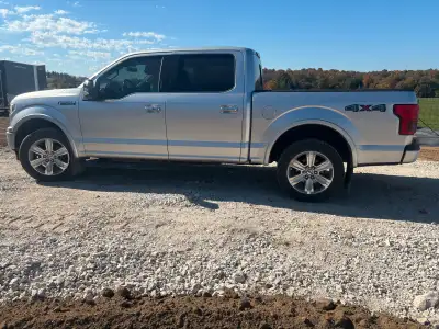 2018 ford f150 platuim In great condition everything works an no problem. Has the 5.0L 4x4 Power loc...