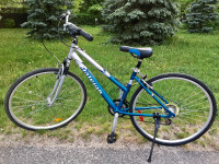 Velo Hybride Femme | Achetez ou vendez des vélos dans Grand Montréal |  Petites annonces de Kijiji