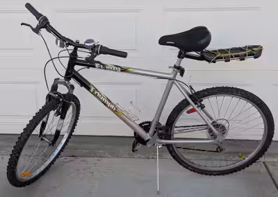 Vintage Triumph Frenzy 22" Mountain Bike – Excellent Condition. This large framed Triumph (owned by...