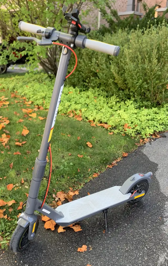 Shell Ride 5S Electric Scooter in Scooters & Pocket Bikes in Oakville / Halton Region - Image 2