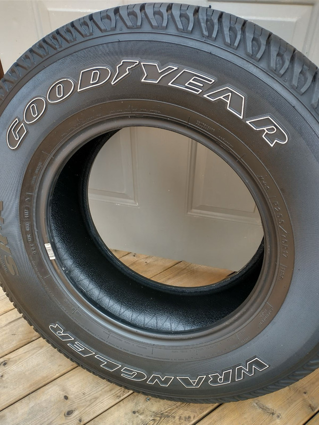 Goodyear Wrangler 255/75/17 *Never Used* in Tires & Rims in Markham / York Region