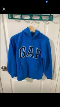 Gap sweater boy 