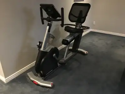 Exercise Recumbent Bike. Diamond Back Model. Bought from Fitness Depot. Very good quality. Like new...