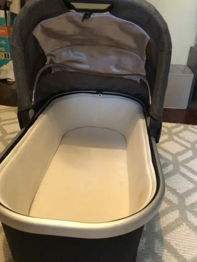 Uppababy VISTA stroller  2018 in Strollers, Carriers & Car Seats in Markham / York Region - Image 10