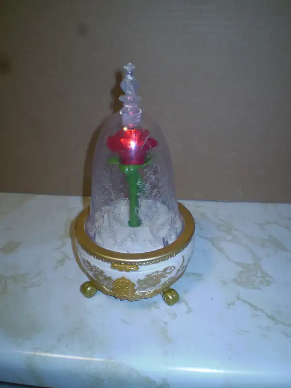 DISNEY BEAUTY & THE BEAST ROSE CHILD'S JEWELRY BOX