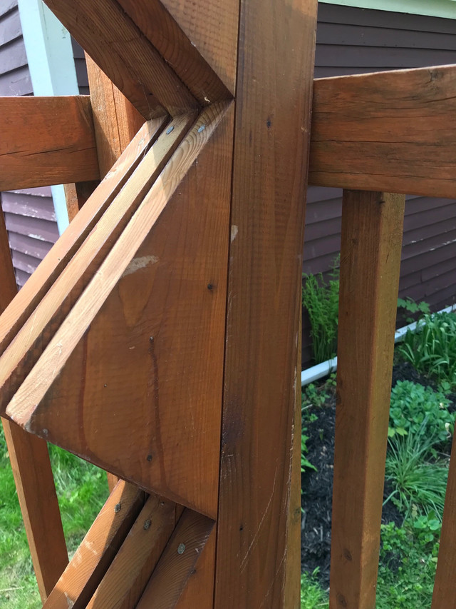 Three Outdoor deck stringers Decks & Fences Moncton Kijiji