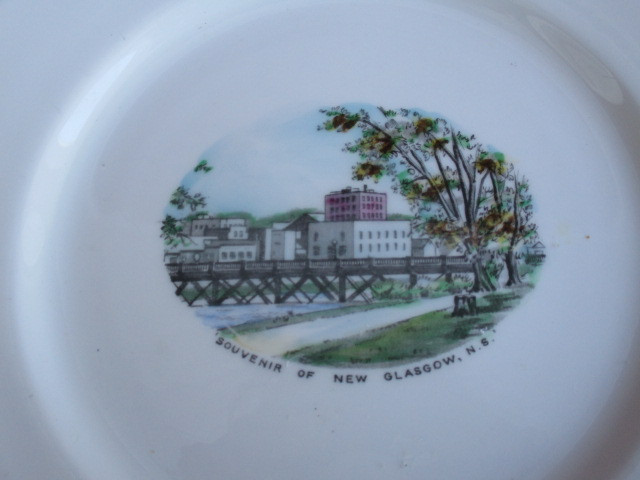 Vintage Plate of Downtown New Glasgow, NS in Arts & Collectibles in New Glasgow - Image 2