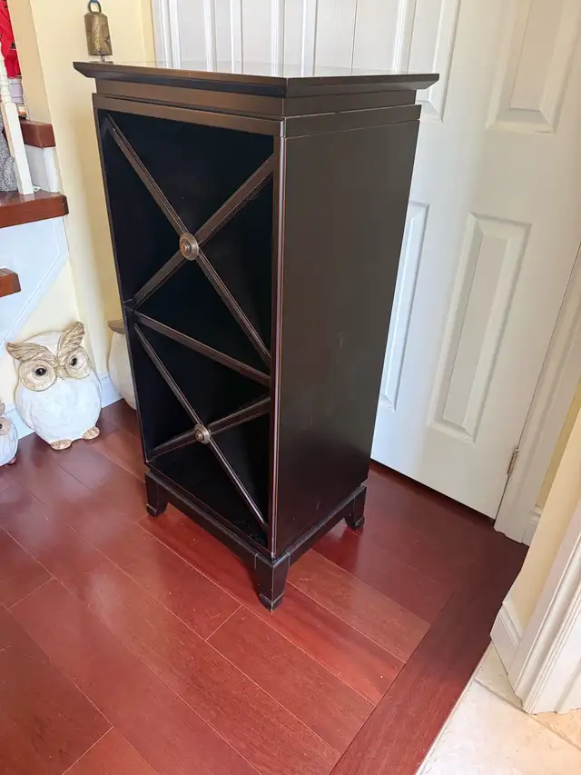 wooden wine rack