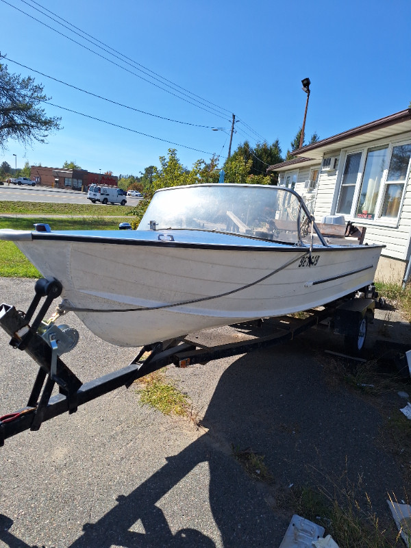Boat motor trailer package Powerboats & Motorboats Sudbury Kijiji