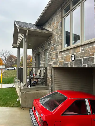 Three bedroom townhouse with three bath In Port Dover near the beach and Marina