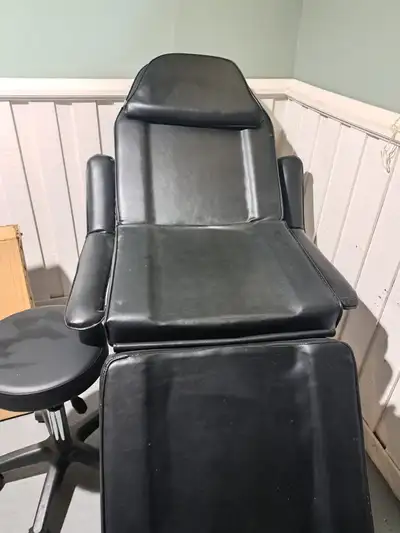 Esthetician / Lash & Brow Chair, Excellent Condition $75, View more