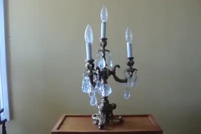 Lampe de table en bronze, View more
