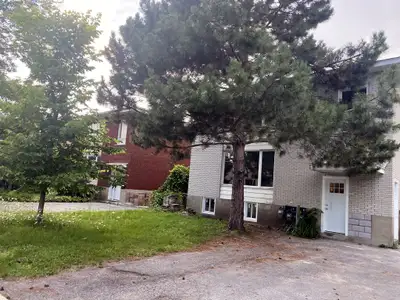 3BR, 1Bath, 20 min to Algonquin, Britannia Beach, students, Sep1