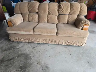 Excellent Condition pet and smoke free home pickup only no Holds. Cash only please !!