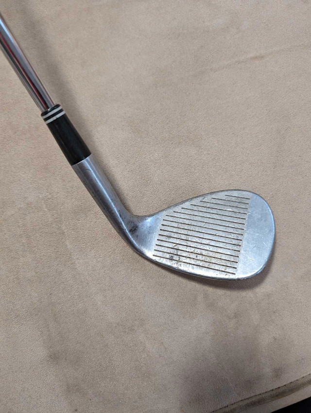Cleveland LH Steel Shaft CG10 60 degree Wedge in Golf in St. Catharines - Image 2