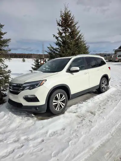 Please read entire ad before contacting thank-you.. Fully loaded leather heated seats All options On...