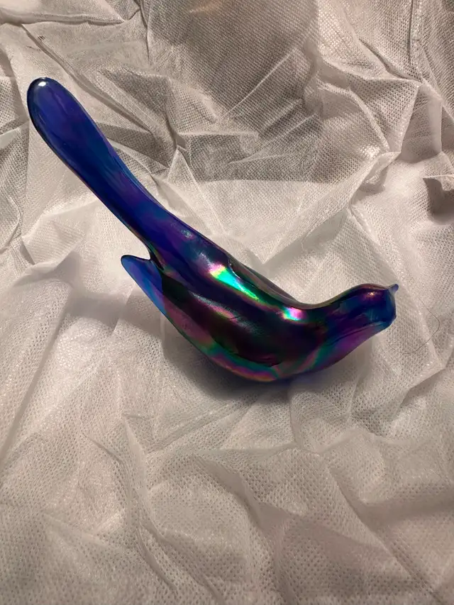 O - VINTAGE FENTON IRIDECENT BIRD in Arts & Collectibles in Barrie - Image 10
