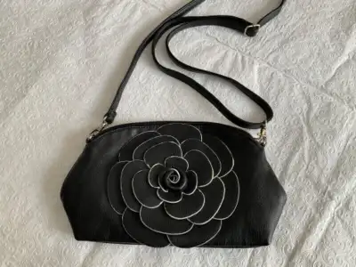 Brand New Women’s Crossbody Purse, View more
