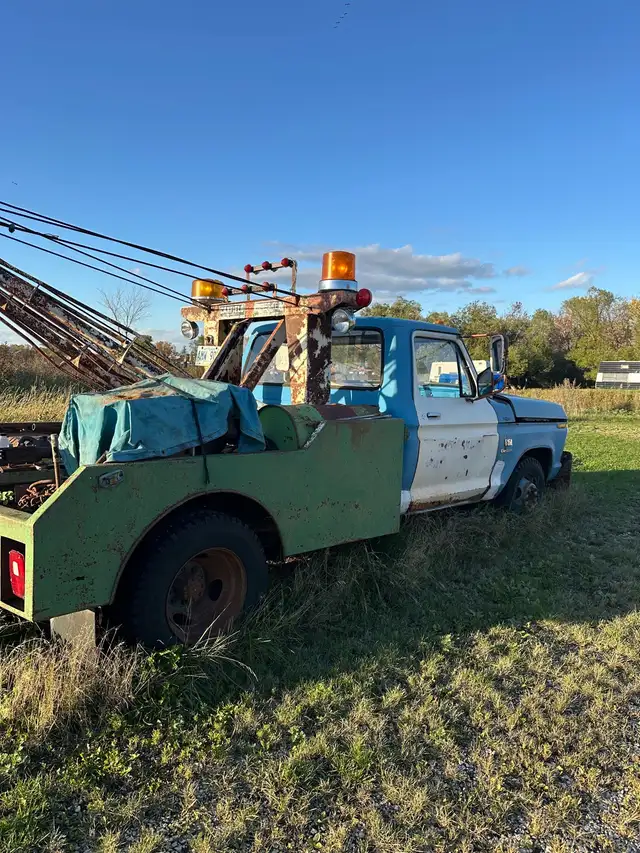 Ford tow truck | Cars & Trucks | Winnipeg | Free local classifieds - Kijiji
