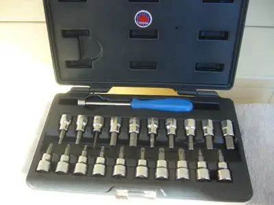 Set de 21 cles tourne vis pour rachet 1/2 po Mastercraft., View more