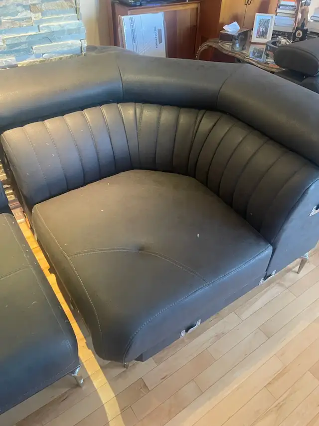 Modern blue leather couch/sectional64739289935618122