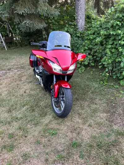 Low mileage, well maintained, one owner bike for sale. Features include… Anti-Lock Braking System (A...