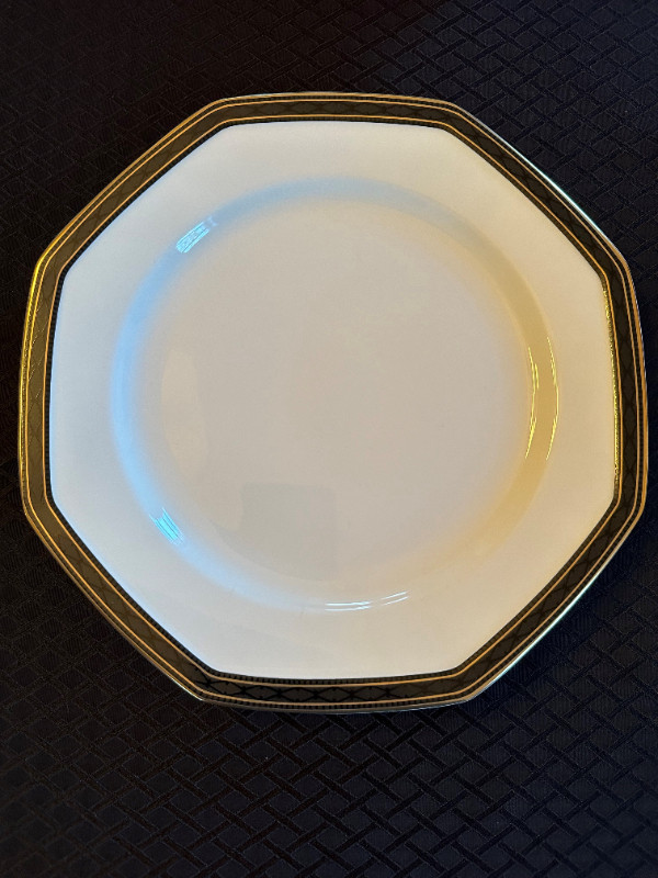 Set de vaisselle Christopher Stuart plaqué or (prix par couvert) dans Vaisselle et articles de cuisine  à Longueuil/Rive Sud - Image 3