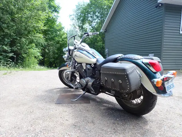 1999 Honda Shadow A.C.E 750 in Street, Cruisers & Choppers in Renfrew - Image 6