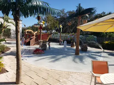 Nice 5 bedrooms 14 people Orlando Florida, View more